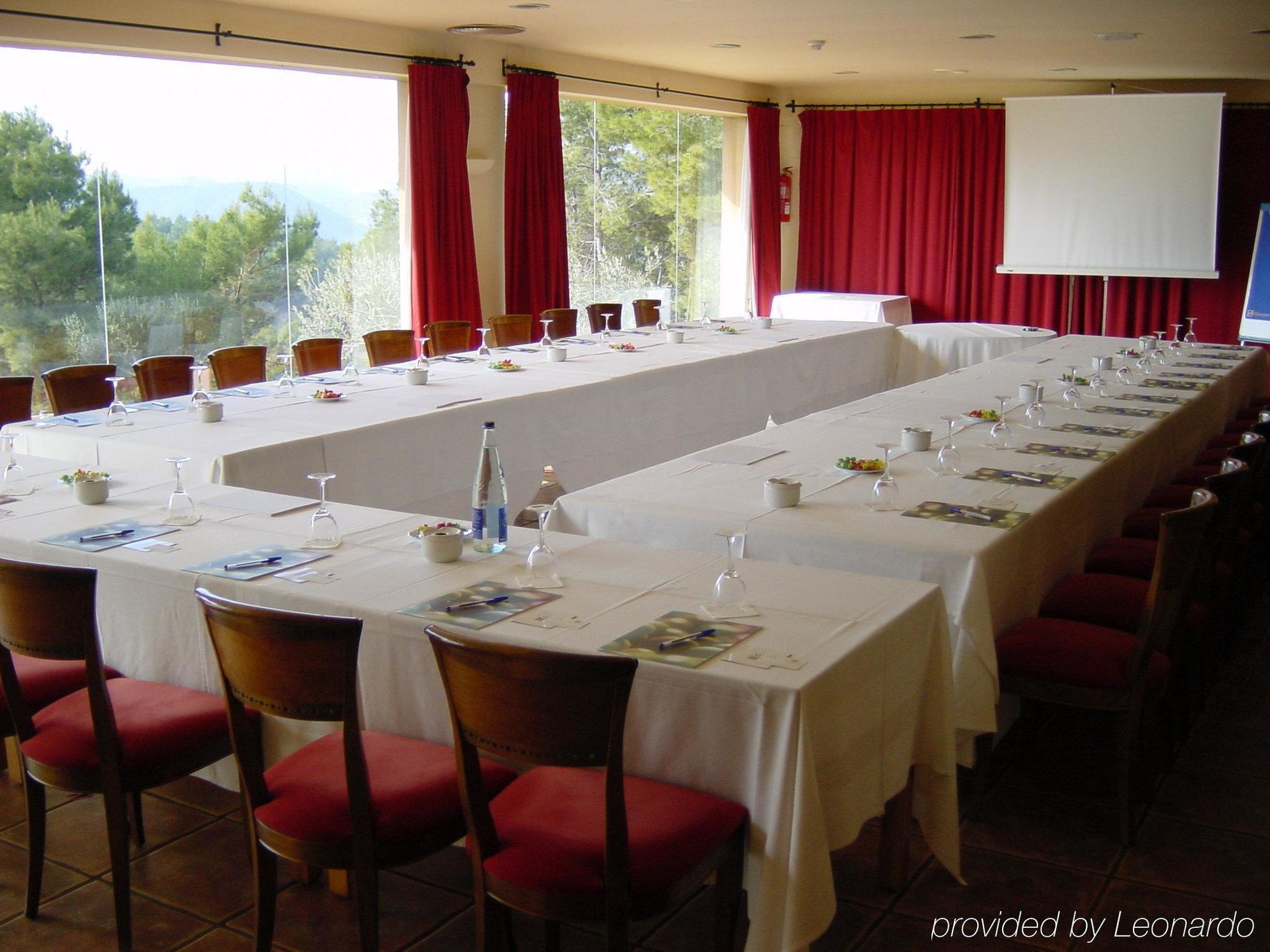 Hotel Golf Can Rafel Corbera de Llobregat Einrichtungen foto